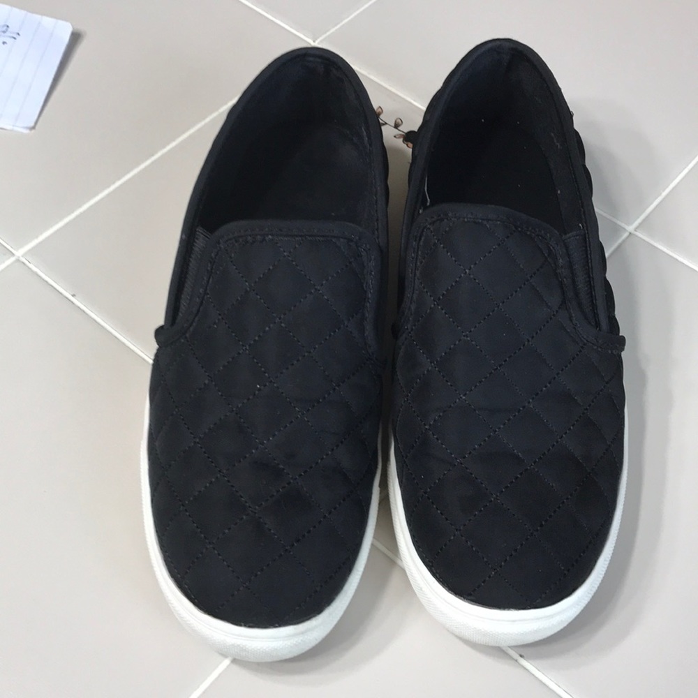 Slip on sneakers